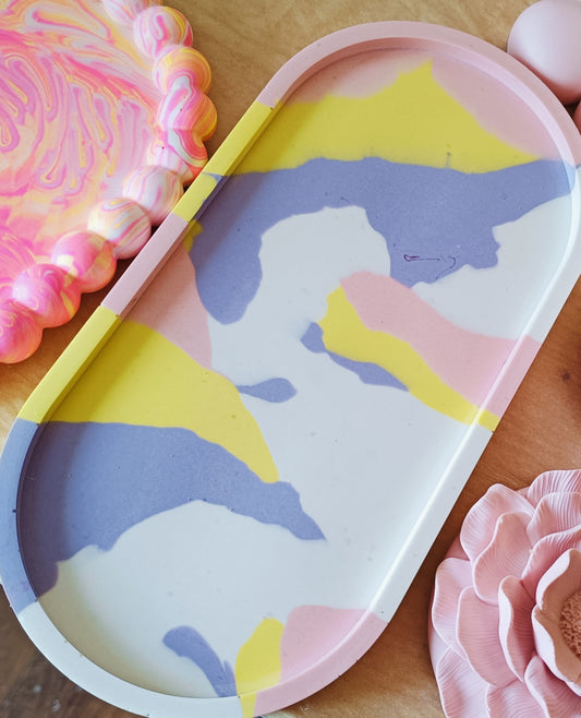 Ovalen tray met Dessin