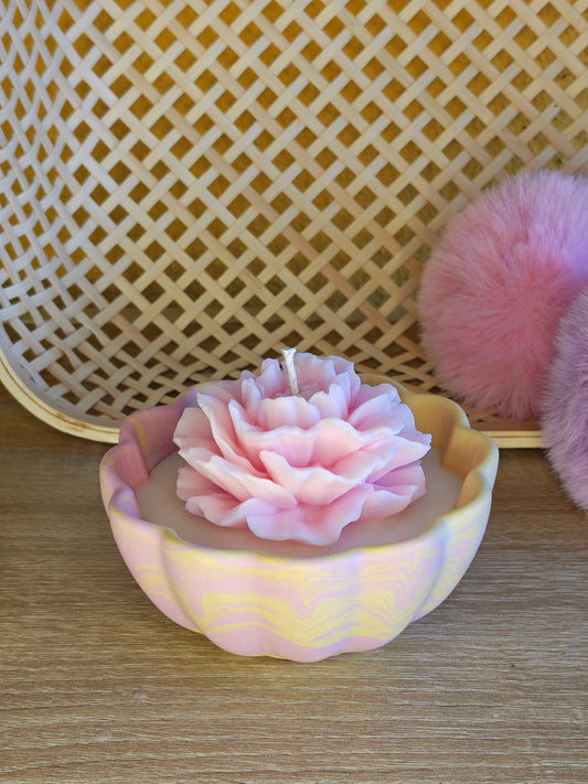 Geschulpte Bloemen schaal - diverse kleuren